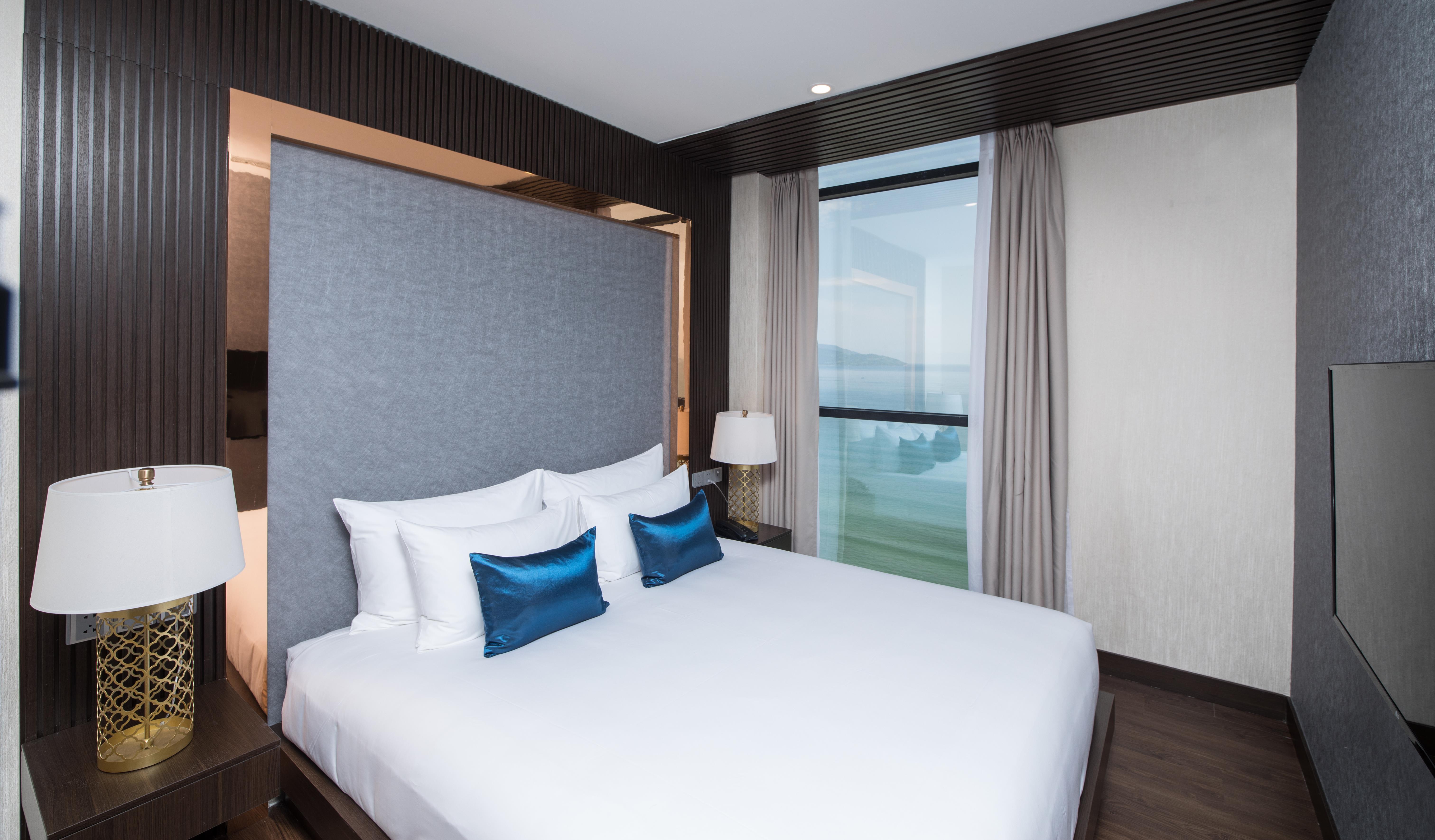 Haian & Khách sạn 4*